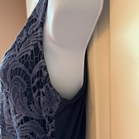 Boston Proper Sleeveless Dress with Embroidery & Fringe Size 8 - Picture 9 of 13